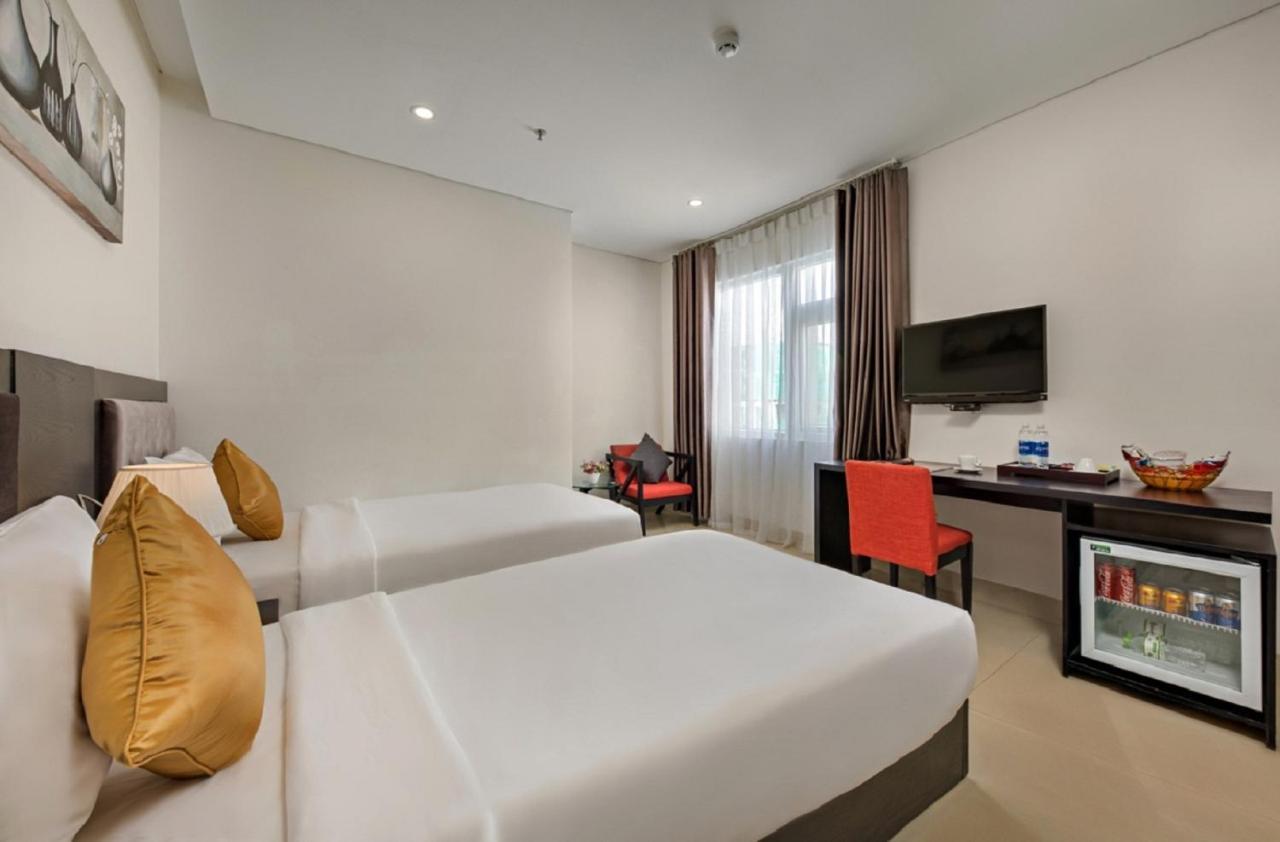 Golden Star Suite Hotel By Thg Da Nang Exterior photo