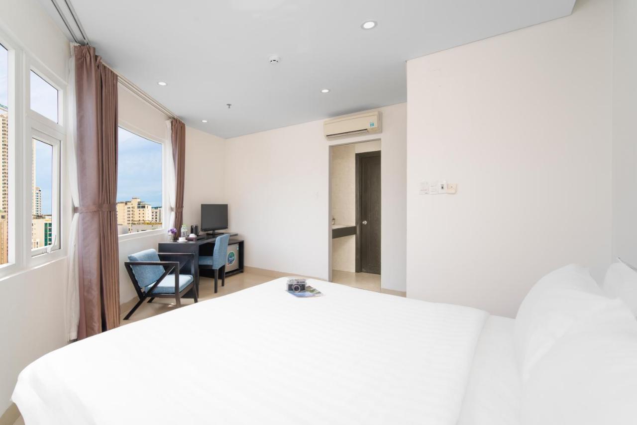 Golden Star Suite Hotel By Thg Da Nang Exterior photo
